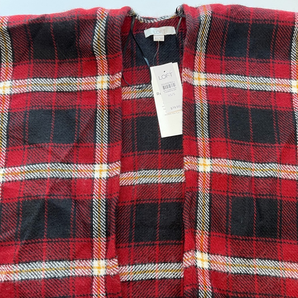 LOFT Poncho Wrap Red and Black Plaid NWT Women’s Size XS/S - Picture 5 of 8